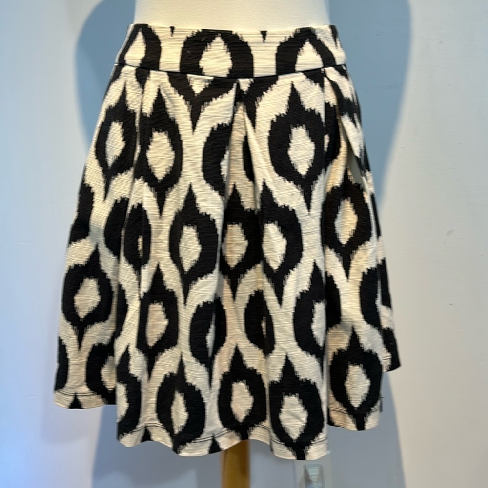 Anthropologie Sunday in Brooklyn black and white skirt size medium